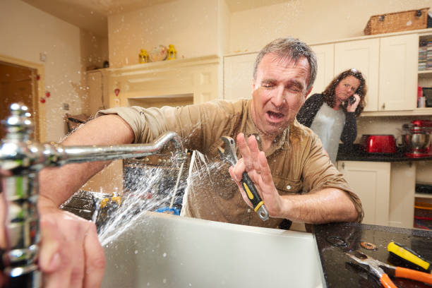 Best Commercial water damage restoration  in Cascade Valley, WA